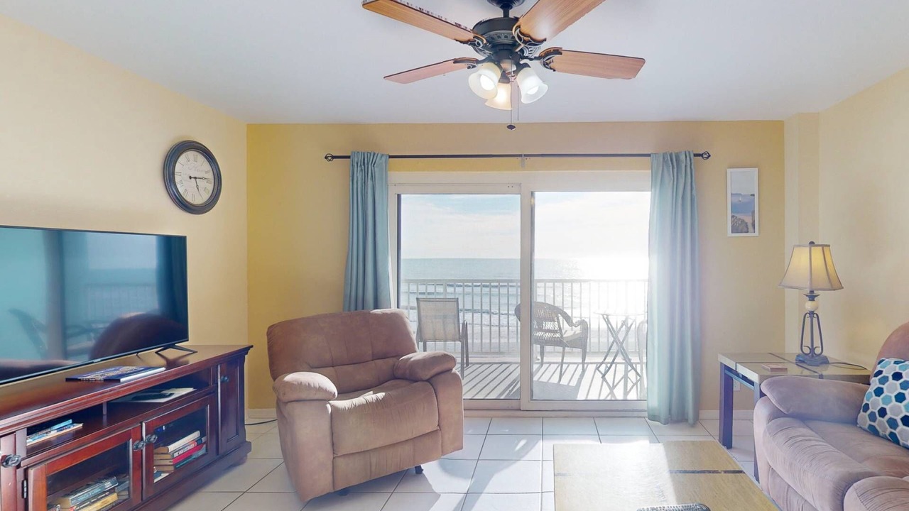 Photo of Livingroom in Madeira Beach