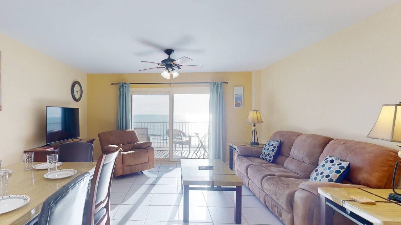 Photo of Livingroom in Madeira Beach