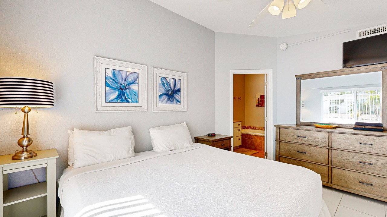 Photo of Bedroom in Key Colony Beach