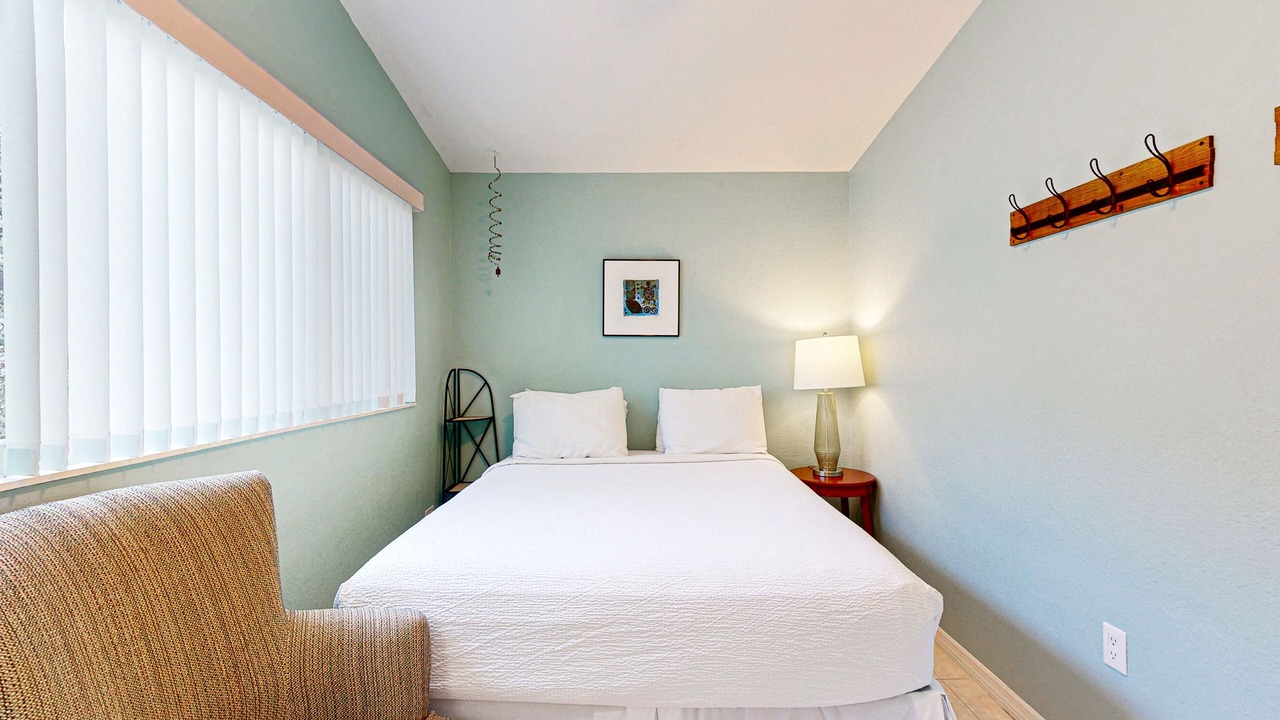 Photo of Bedroom in Key Colony Beach