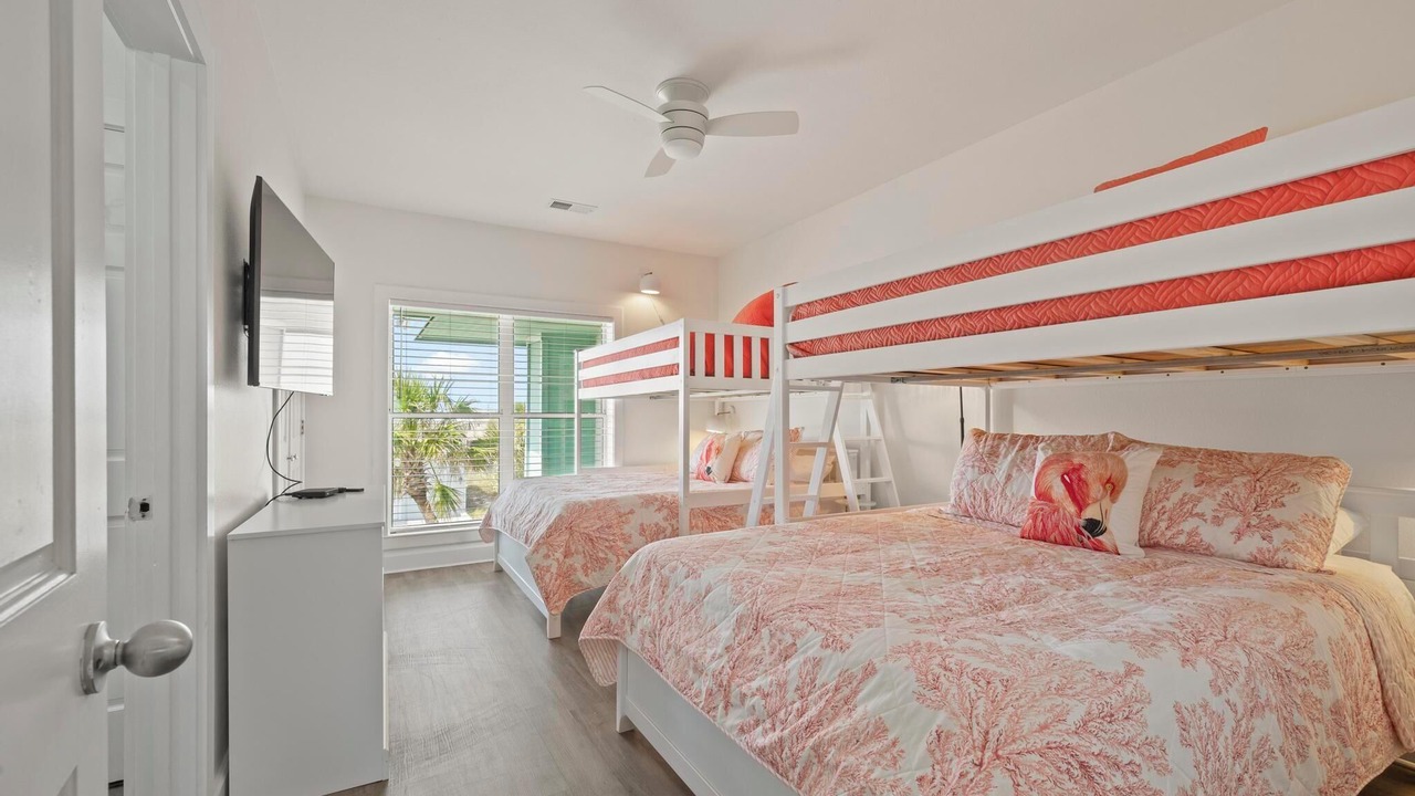 Photo of Bedroom in Pensacola Beach
