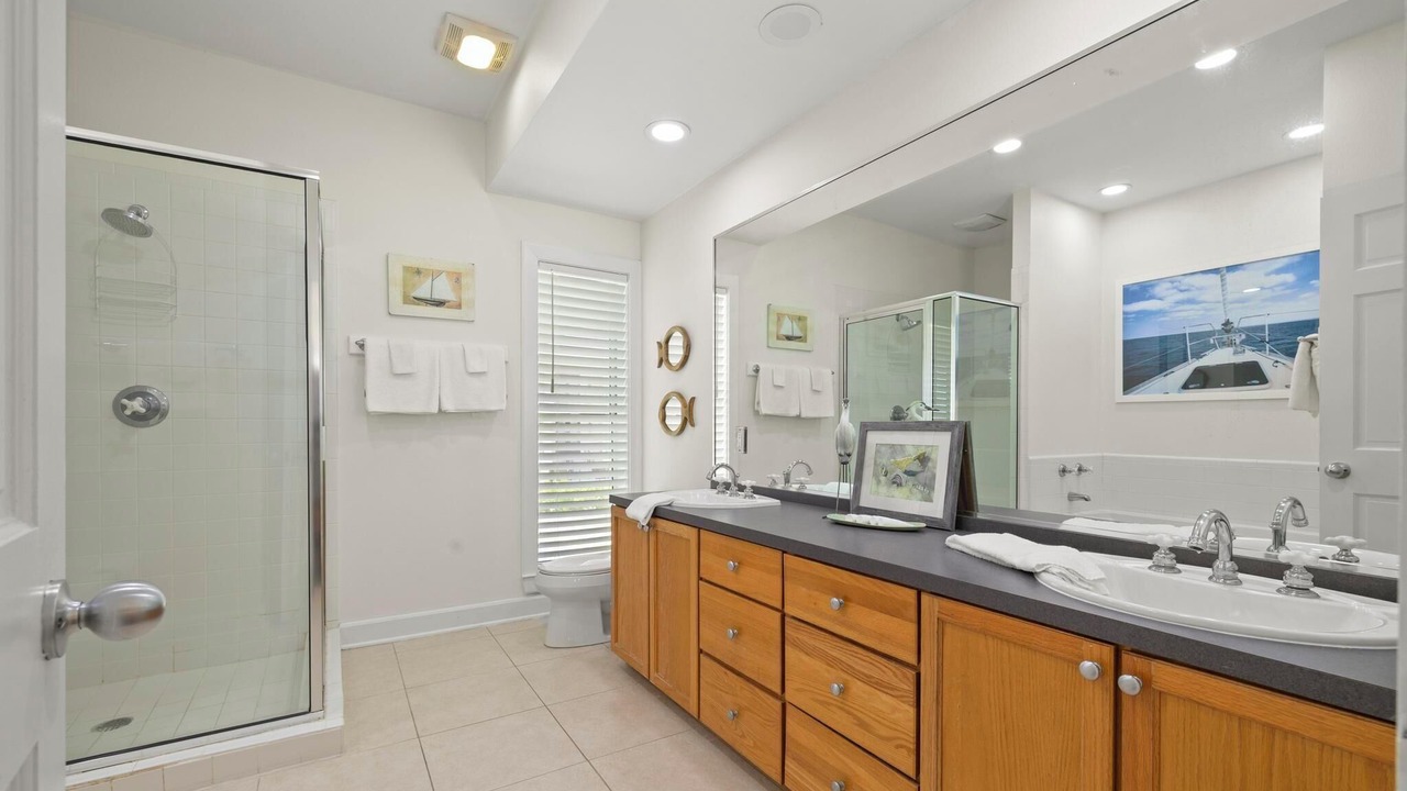 Photo of Bathroom in Pensacola Beach
