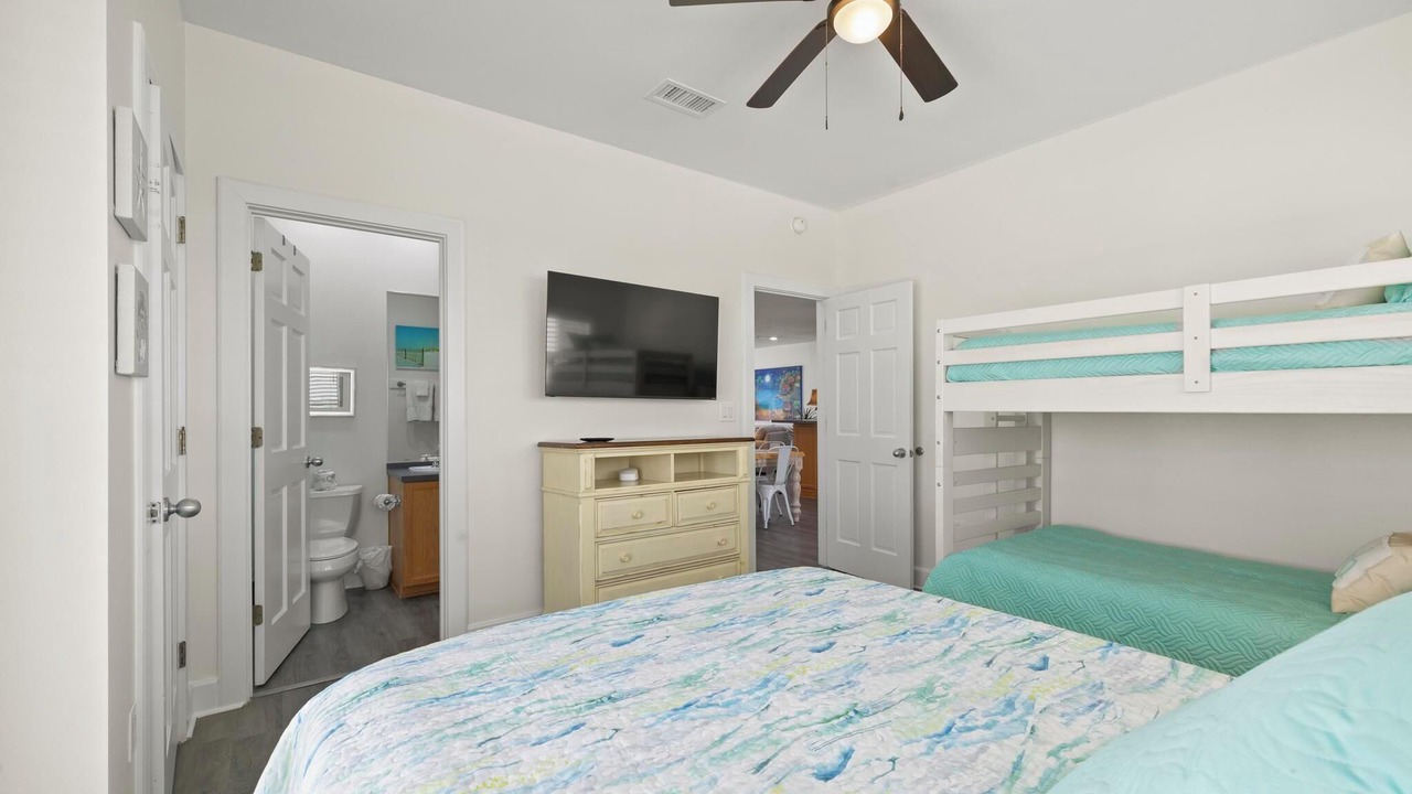 Photo of Bedroom in Pensacola Beach