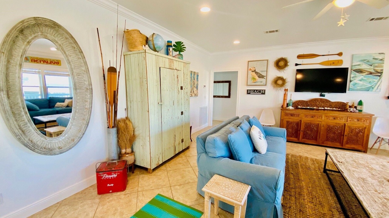 Photo of Livingroom in Pensacola Beach