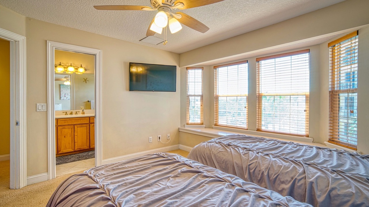 Photo of Bedroom in Jacksonville Beach