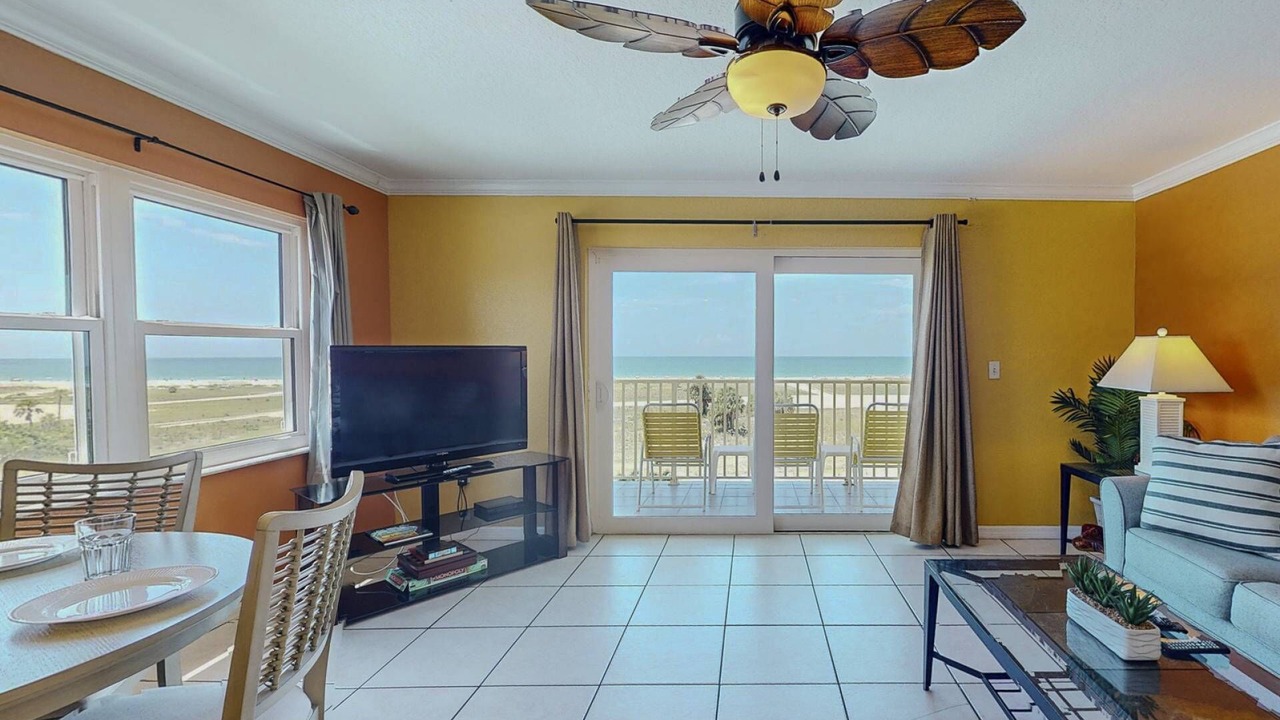 Photo of Bedroom in Treasure Island