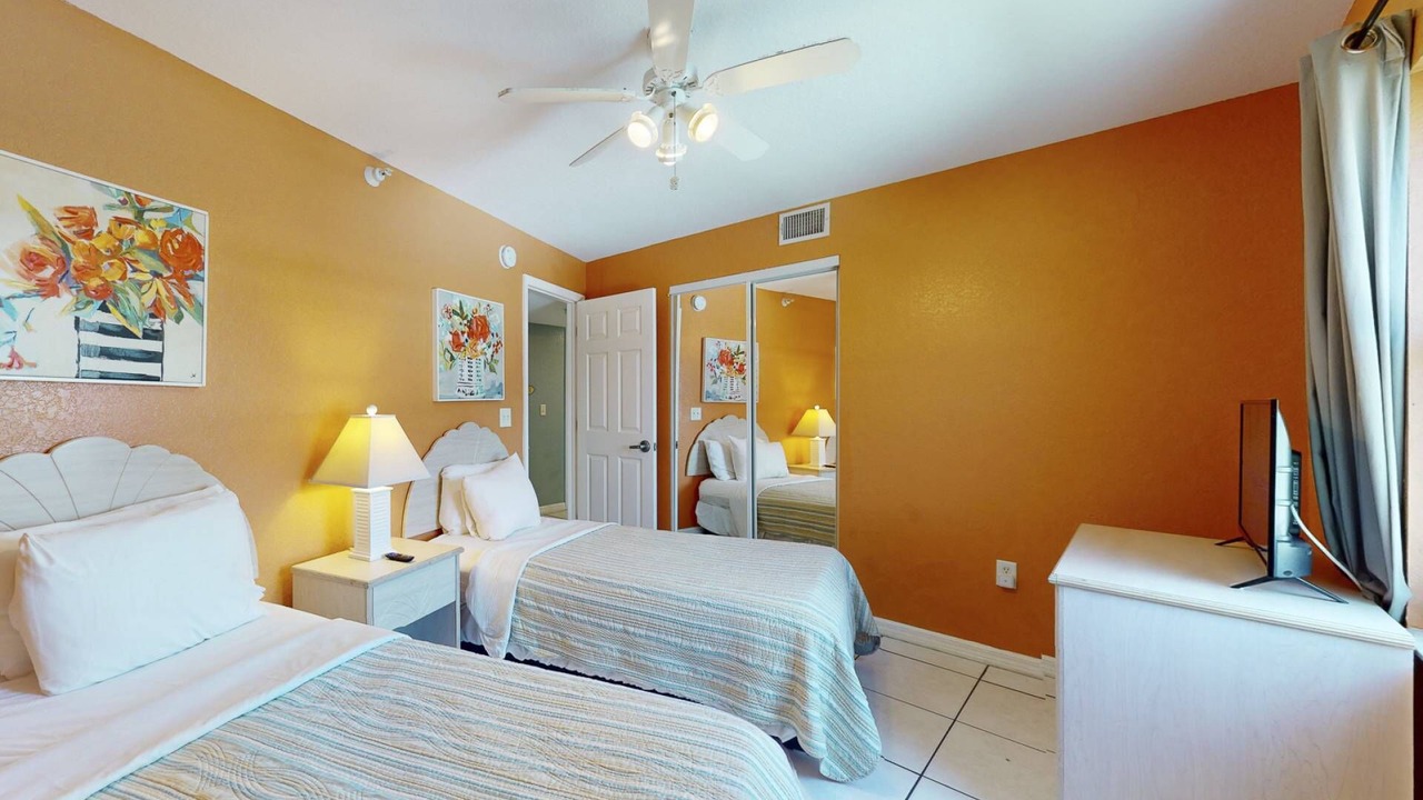 Photo of Bedroom in Treasure Island