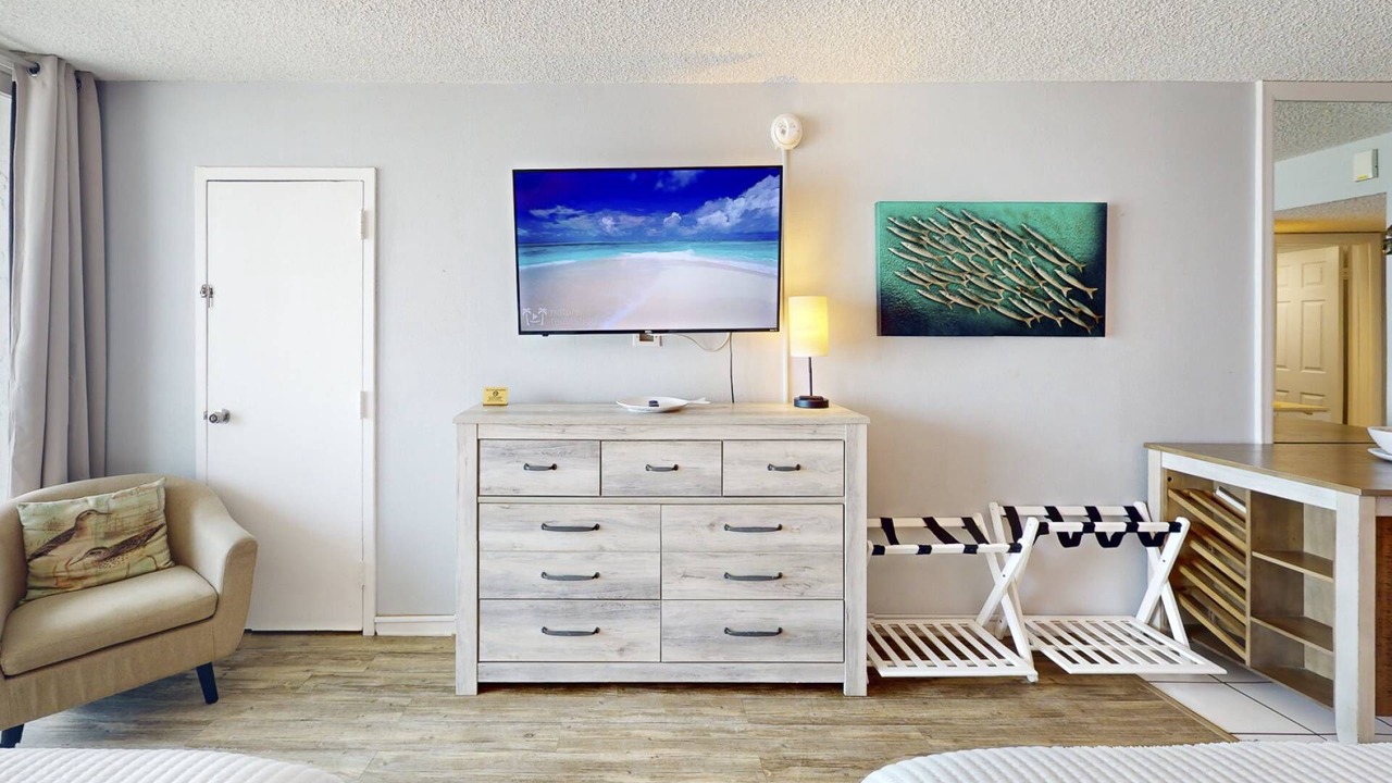 Photo of Bedroom in Treasure Island