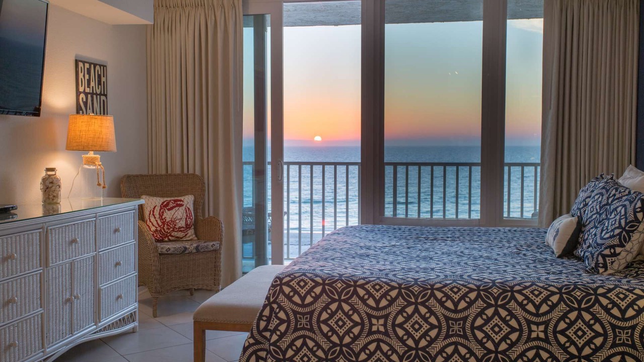 Photo of Bedroom in Treasure Island