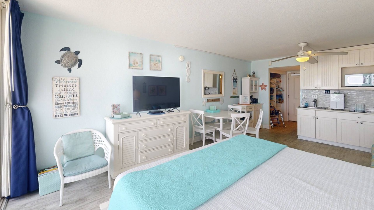 Photo of Bedroom in Treasure Island