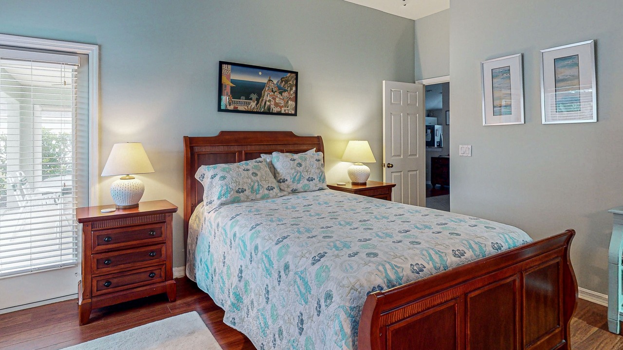 Photo of Bedroom in Beachwalk Isles