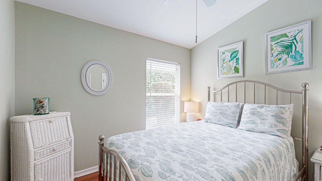 Photo of Bedroom in Beachwalk Isles