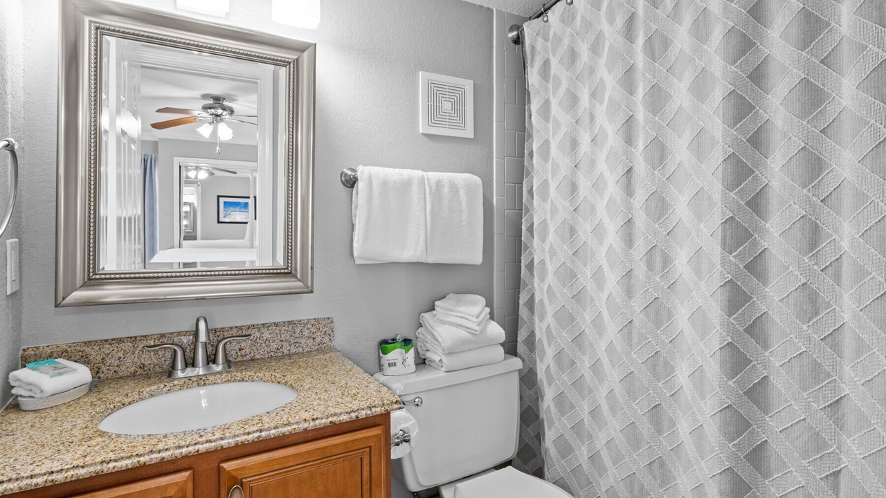 Photo of Bathroom in Holiday Isle
