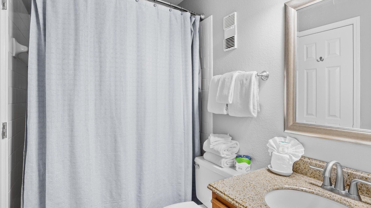 Photo of Bathroom in Holiday Isle