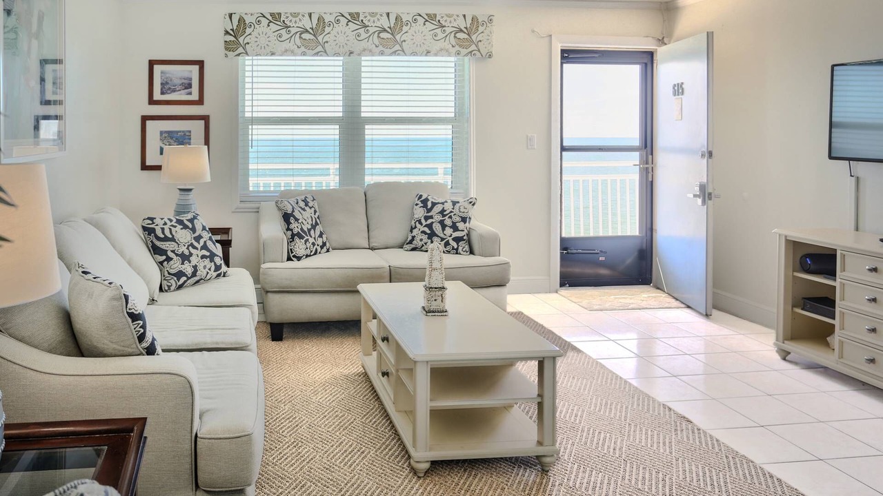 Photo of Livingroom in Sunset Beach