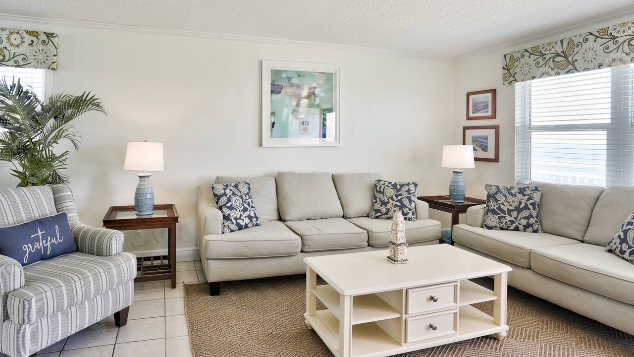 Photo of Livingroom in Sunset Beach