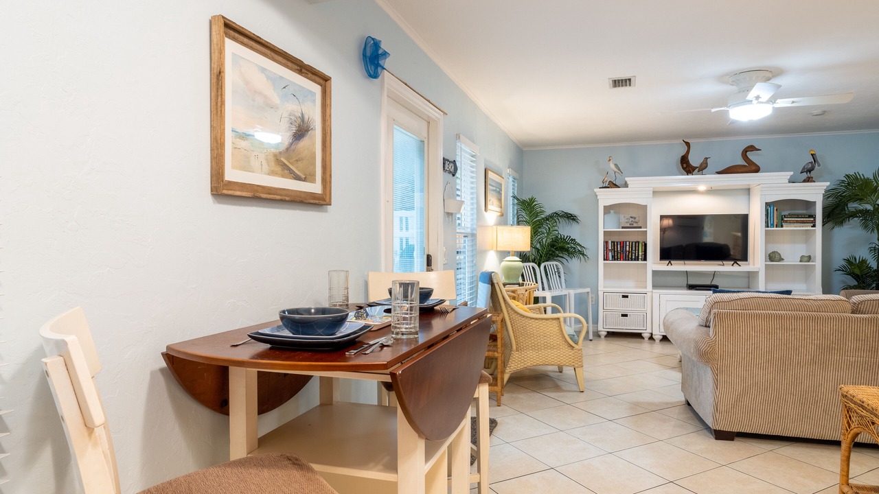 Photo of Livingroom in Holmes Beach