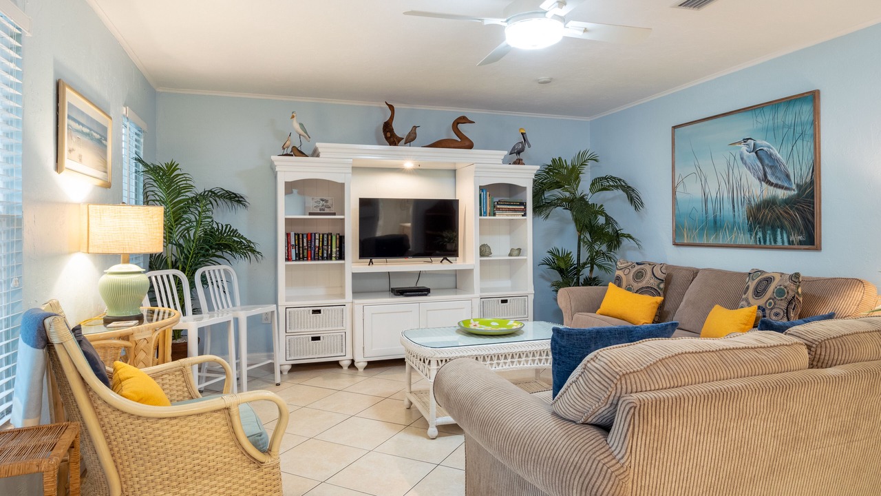 Photo of Livingroom in Holmes Beach