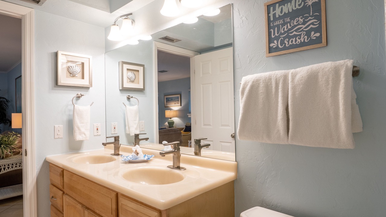 Photo of Bathroom in Holmes Beach