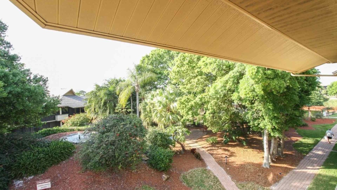 Photo of Patio Balcony in Park Shore