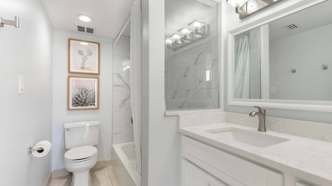 Photo of Bathroom in Avon By The Sea