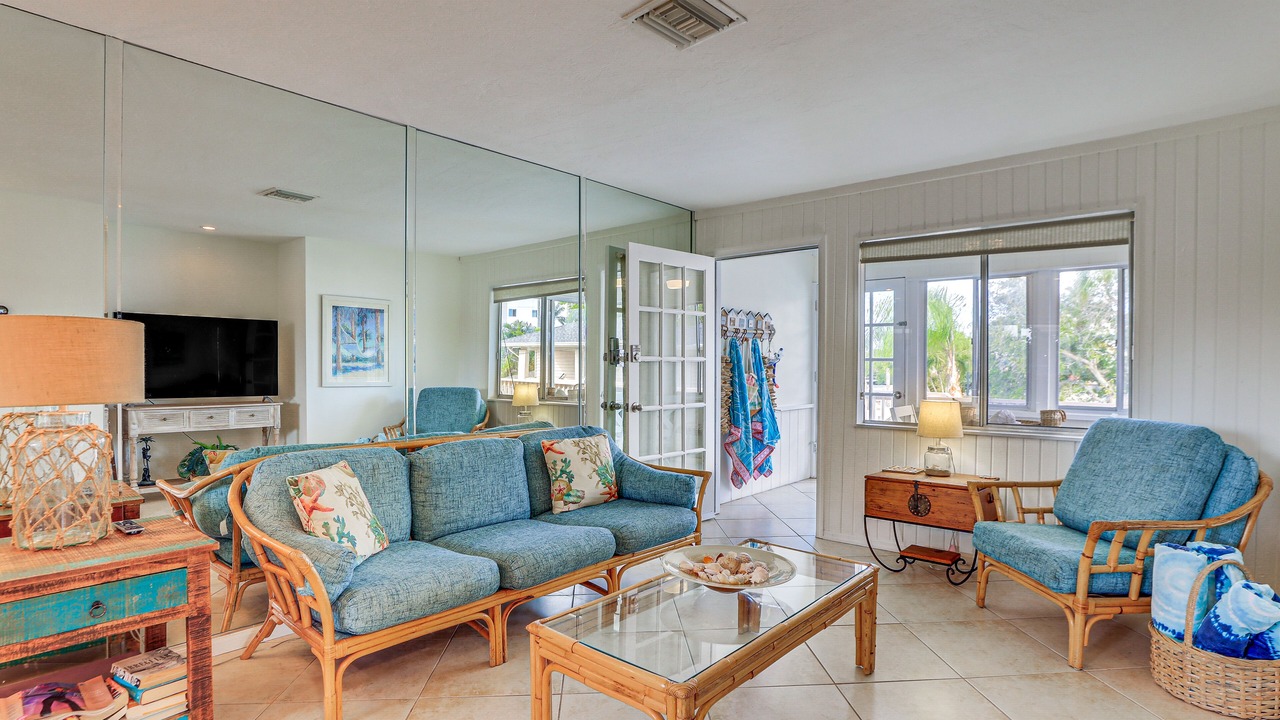 Photo of Livingroom in Siesta Key