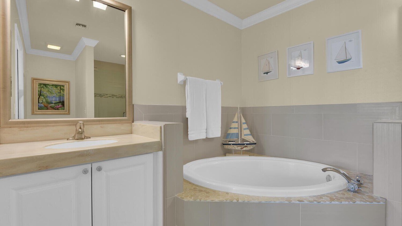 Photo of Bathroom in Naples