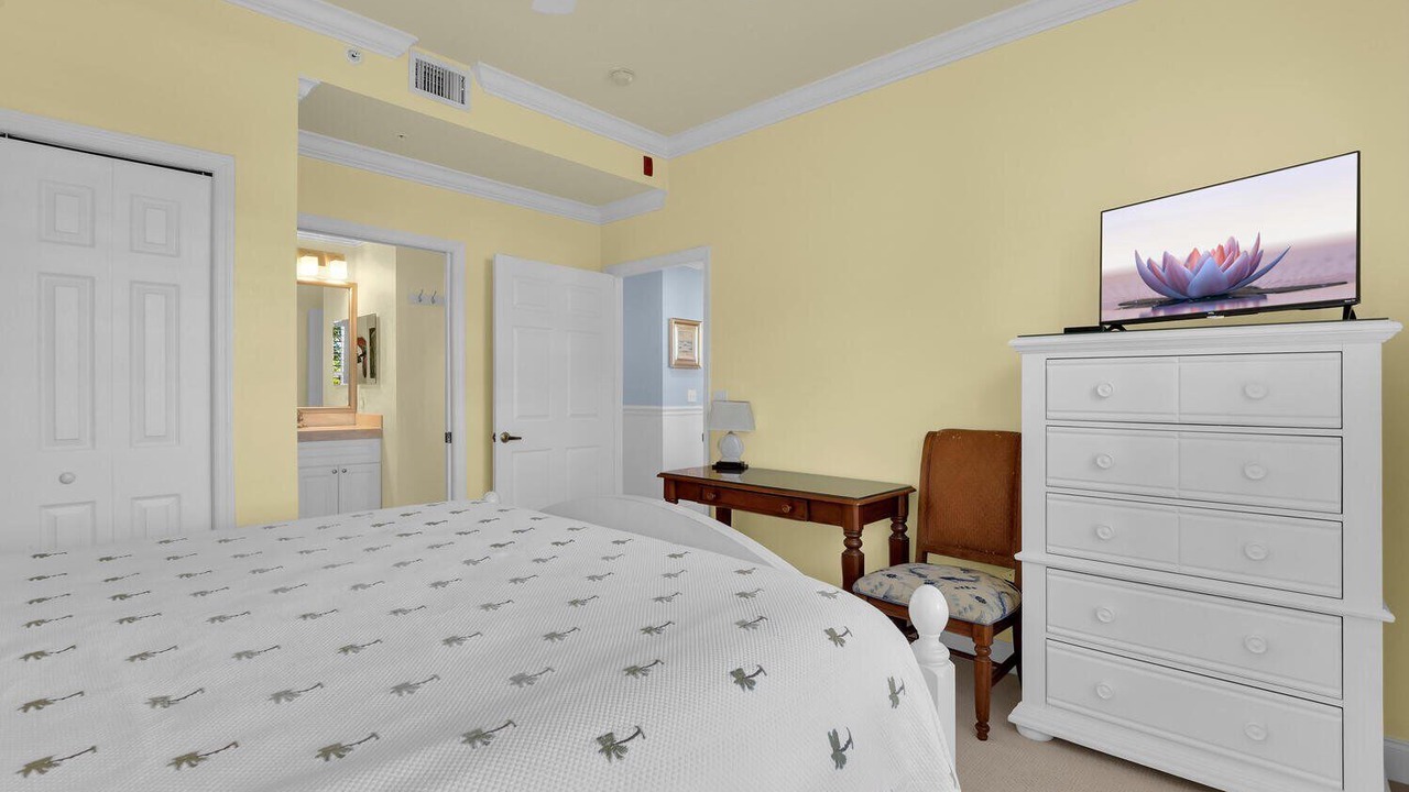 Photo of Bedroom in Naples