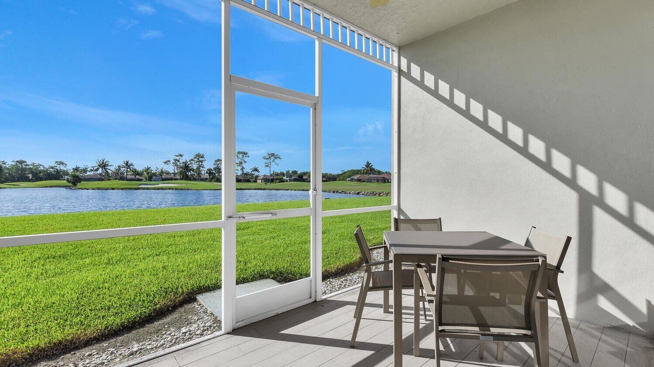 Photo of Outdoor in Naples