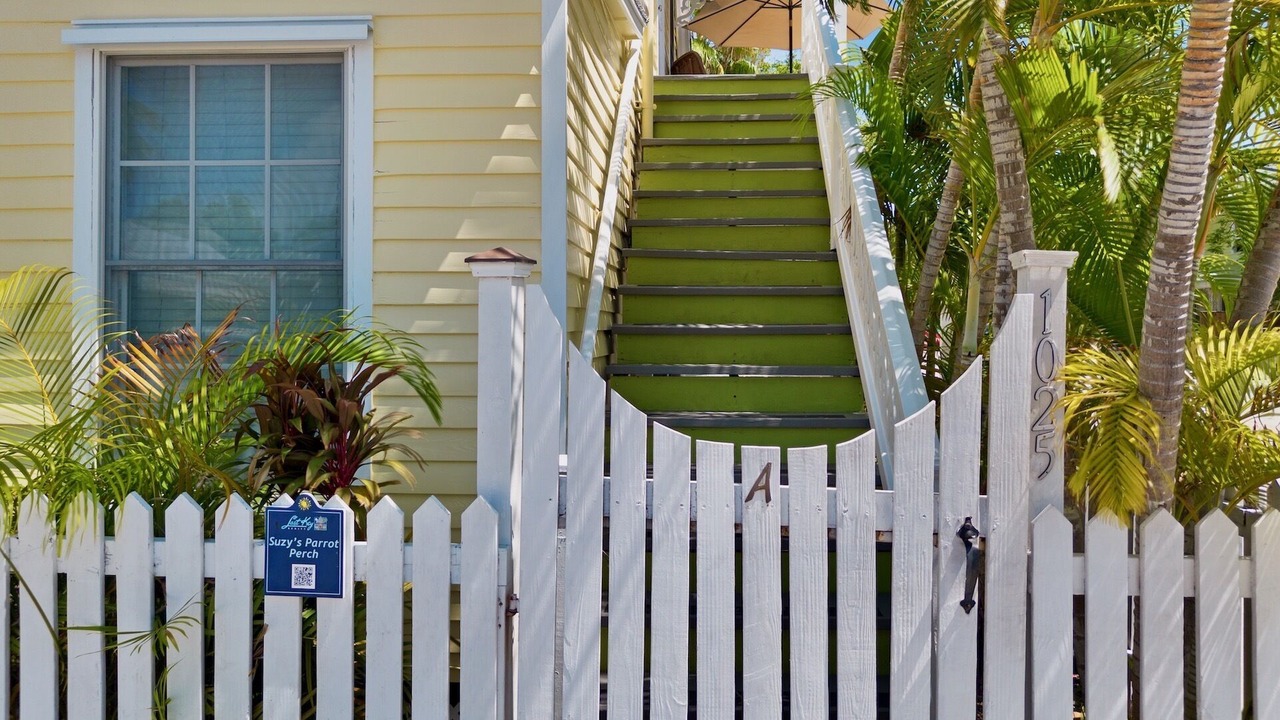 Photo of Others in Uptown - Upper Duval