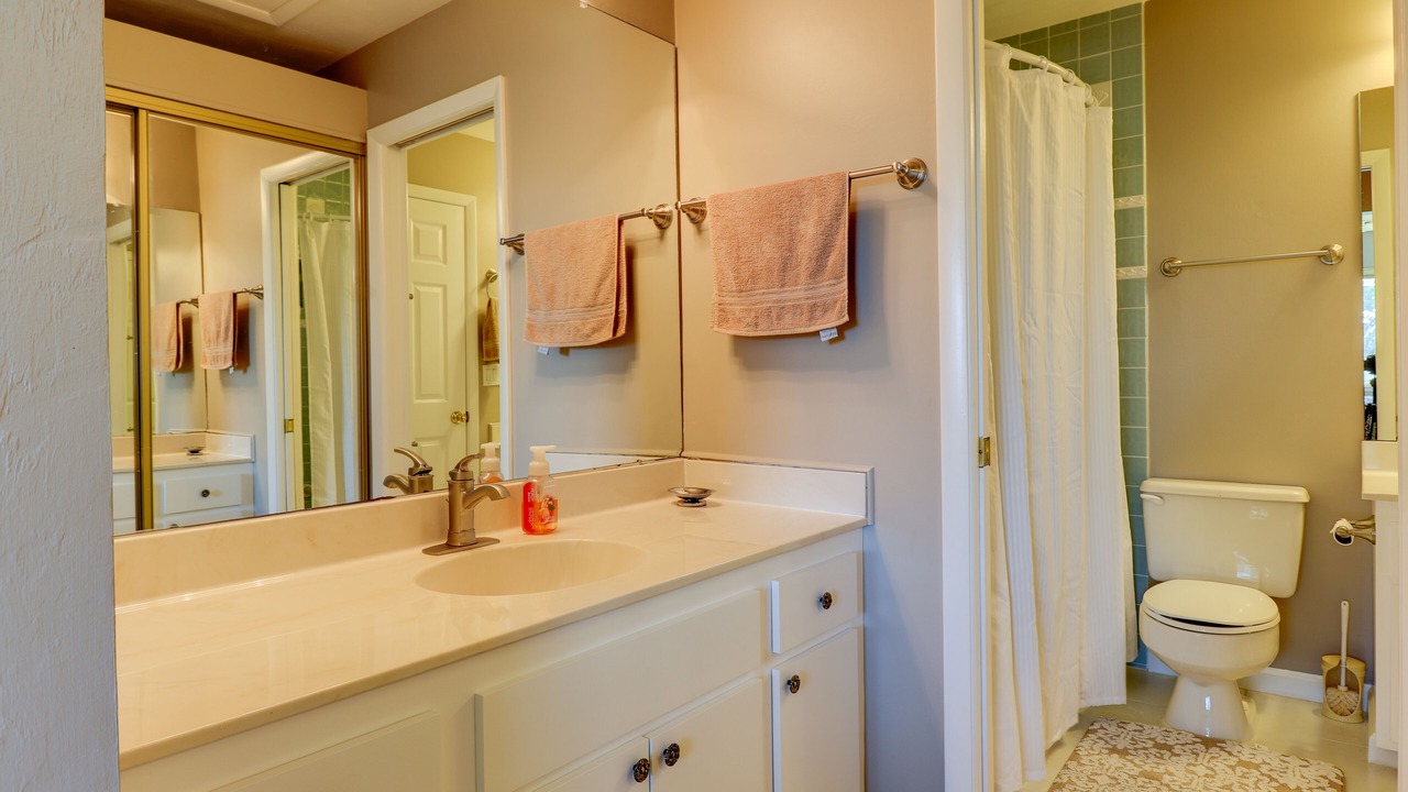 Photo of Bathroom in The Dunes