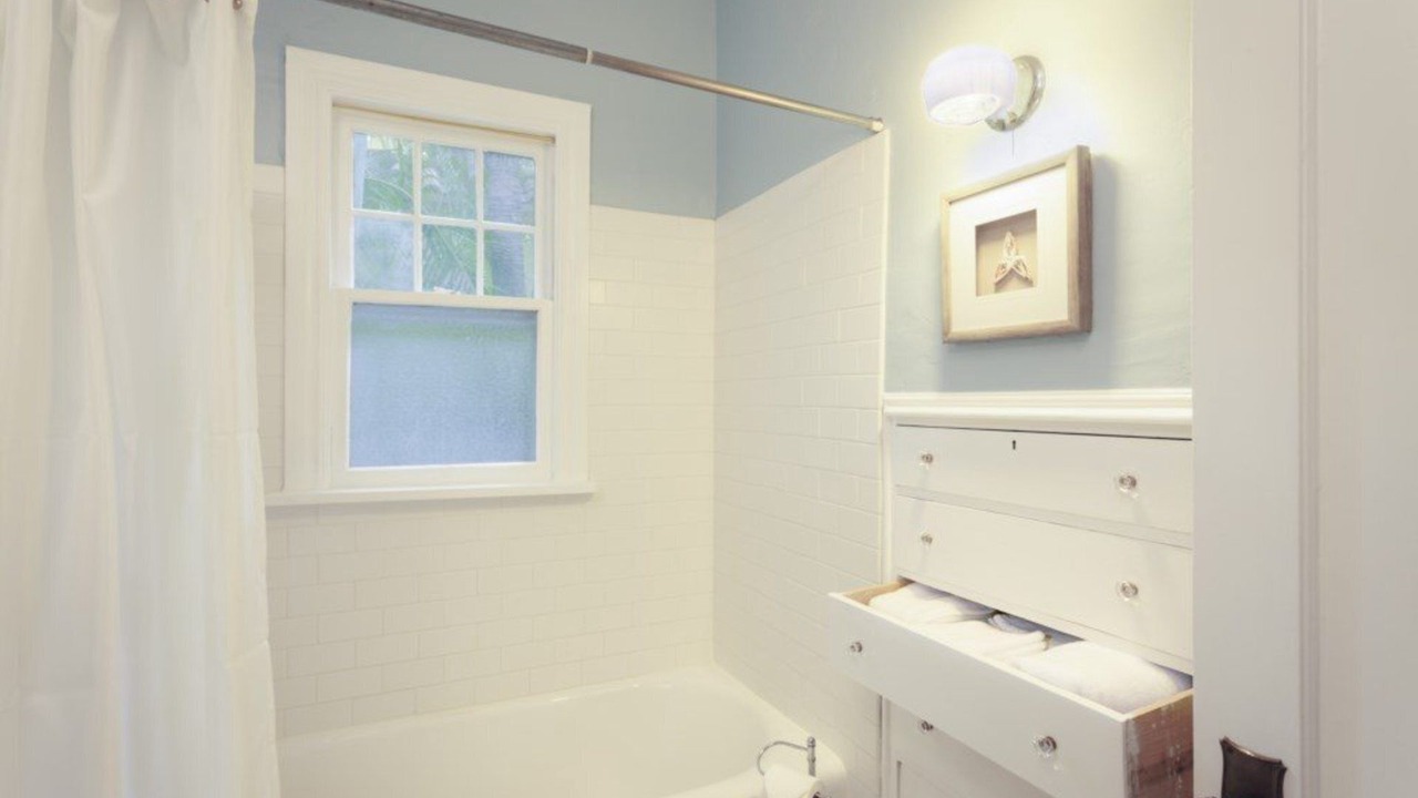 Photo of Bathroom in Flamingo Parks