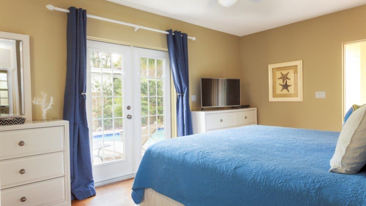 Photo of Bedroom in Flamingo Parks
