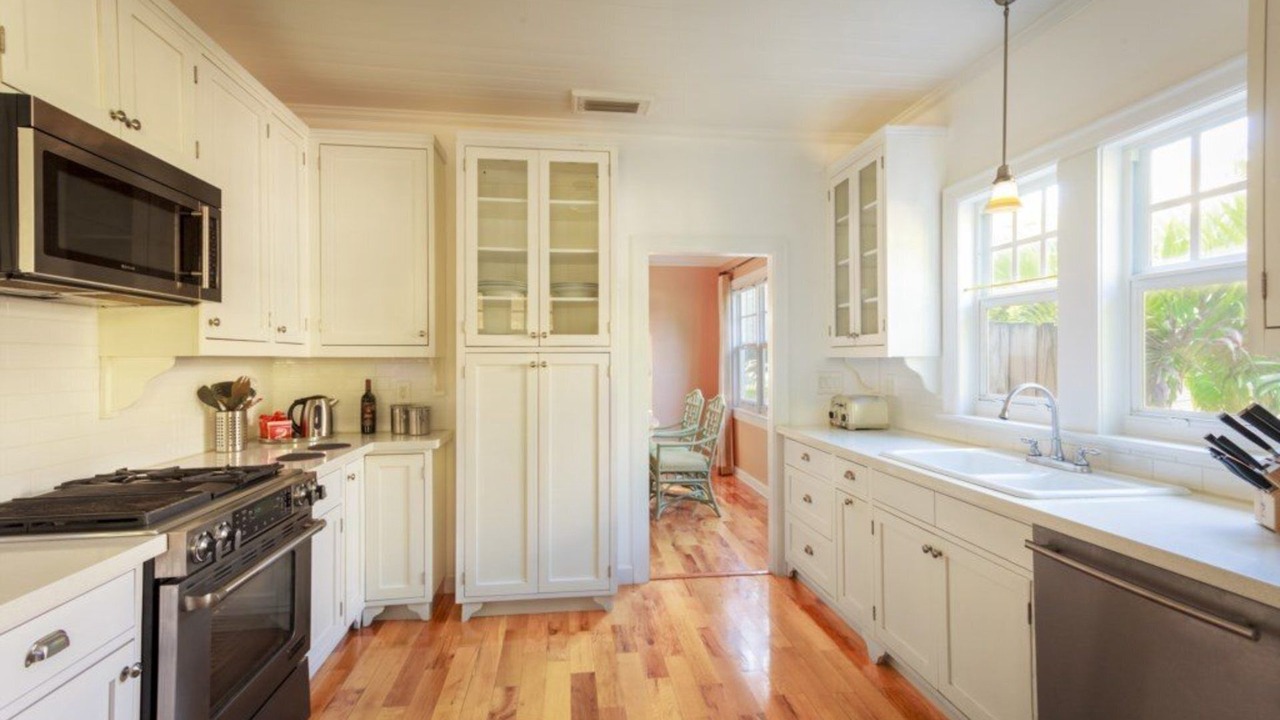Photo of Kitchen in Flamingo Parks