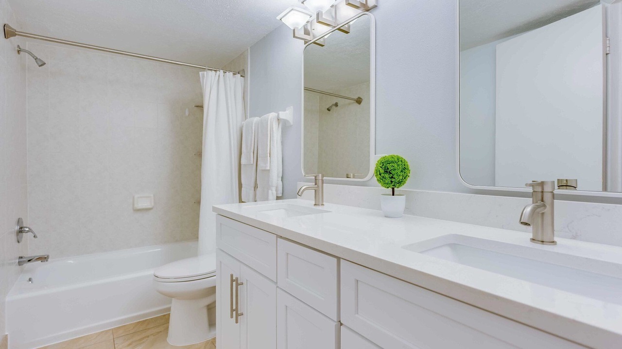 Photo of Bathroom in Satellite Beach
