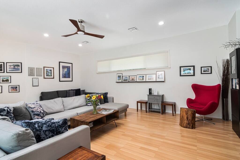 Photo of Livingroom in East Naples