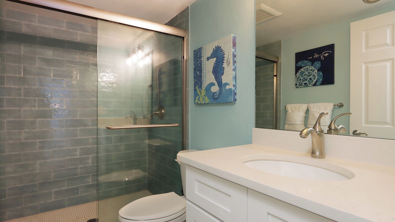 Photo of Bathroom in Beachview Country Club Estates