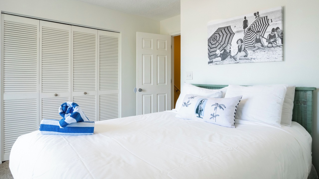 Photo of Bedroom in Holmes Beach