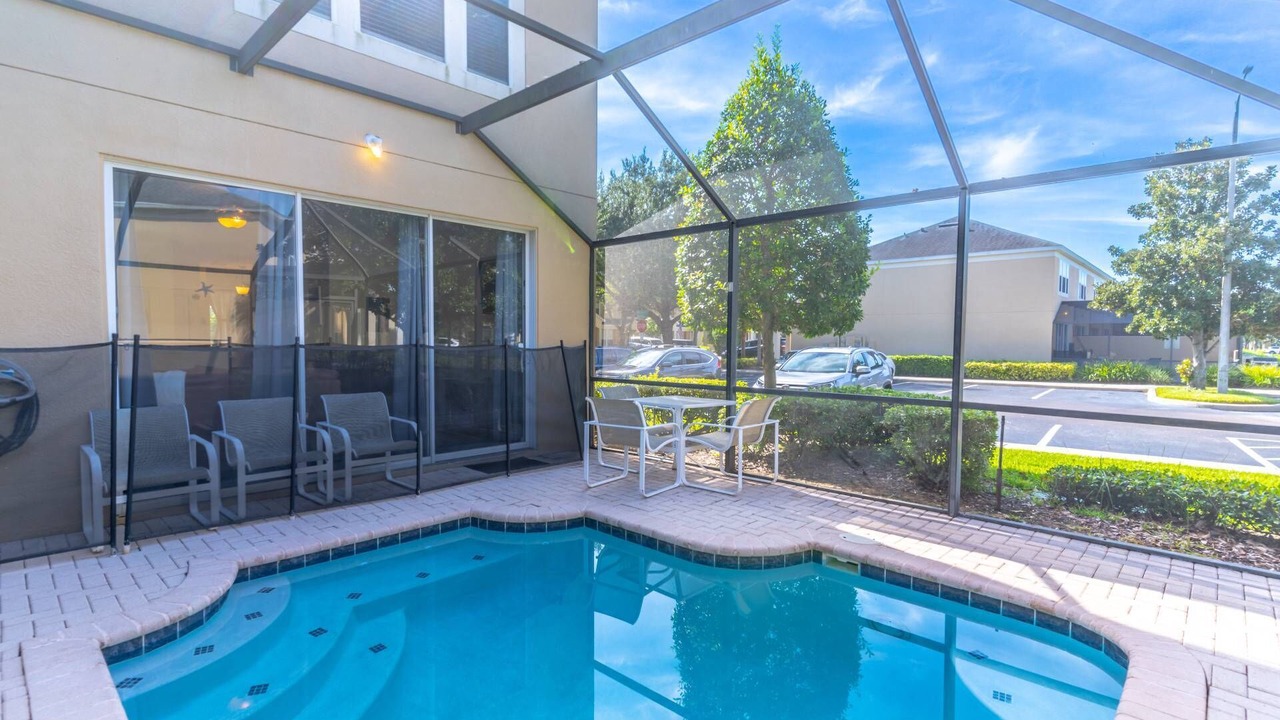 Photo of Outdoor in Windsor Hills