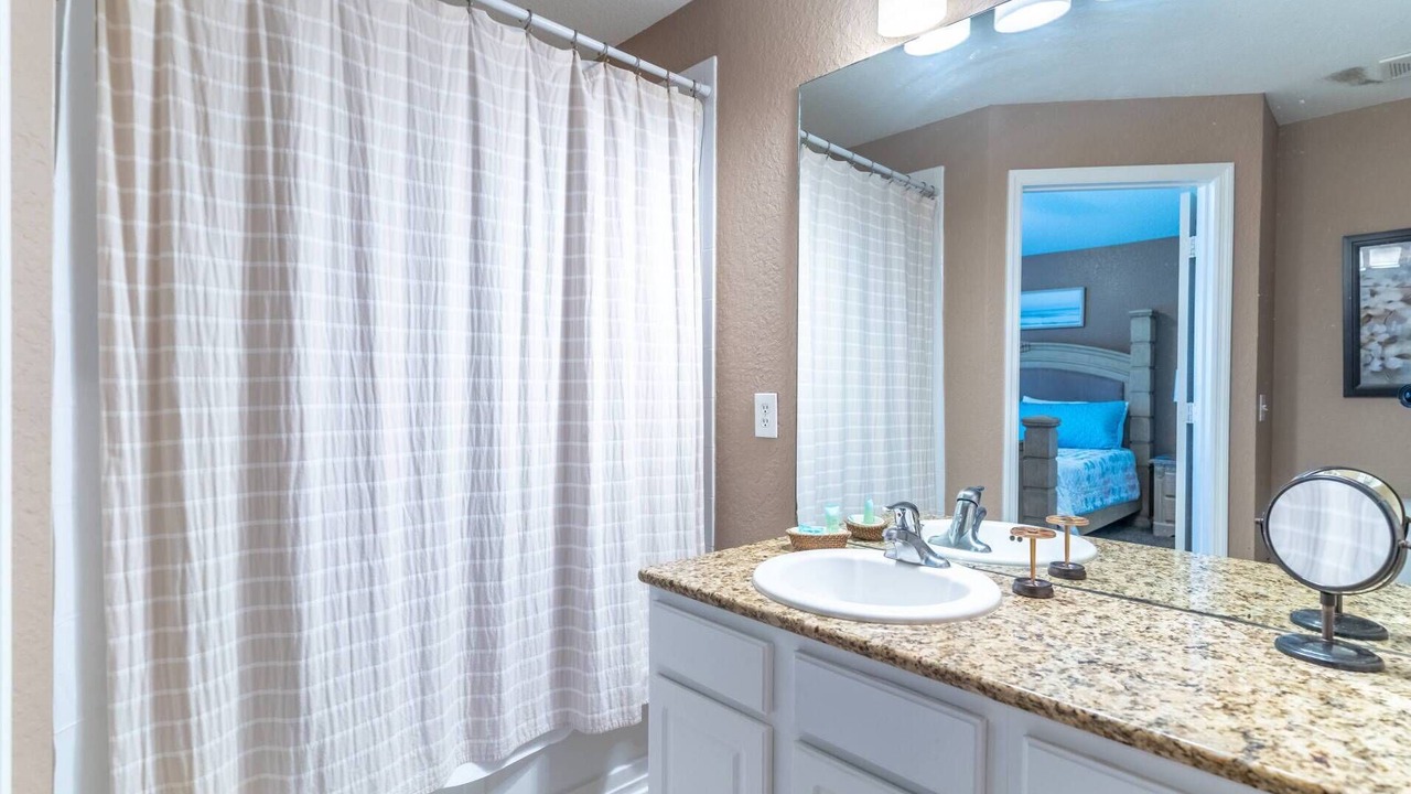 Photo of Bathroom in Windsor Hills