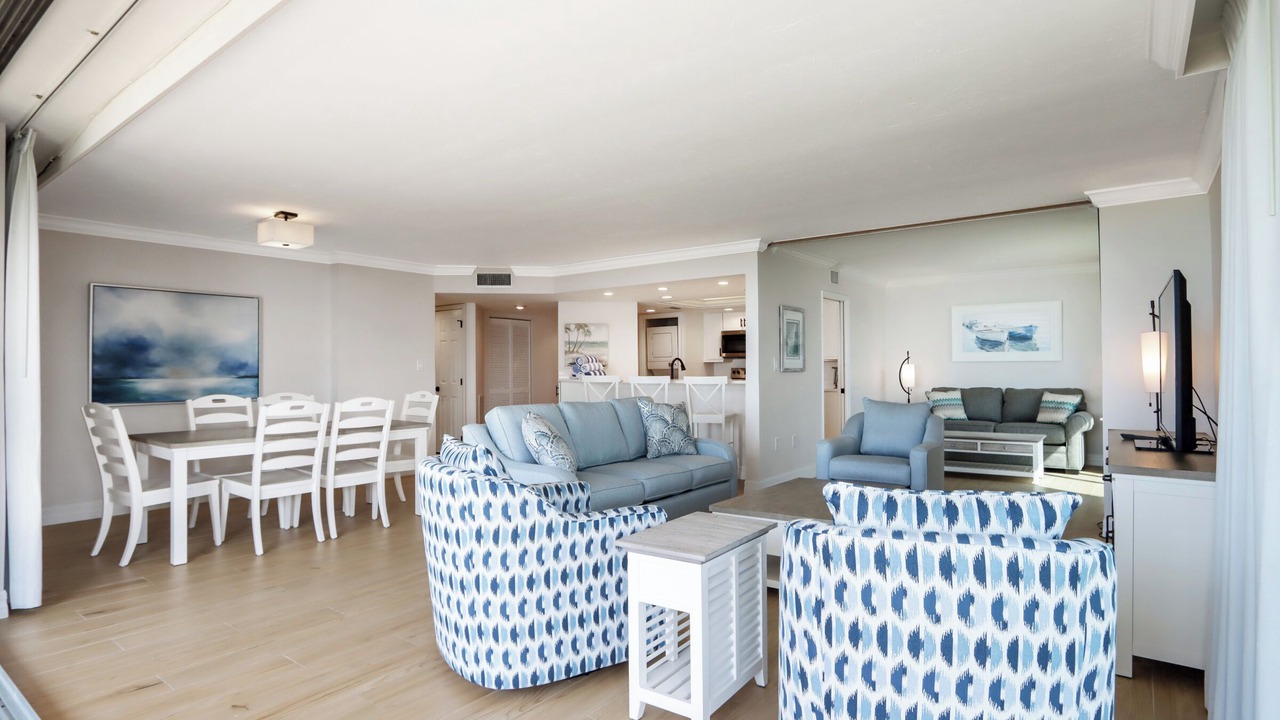 Photo of Livingroom in Beachview Country Club Estates
