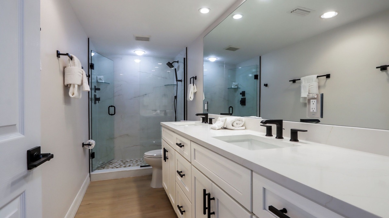 Photo of Bathroom in Beachview Country Club Estates
