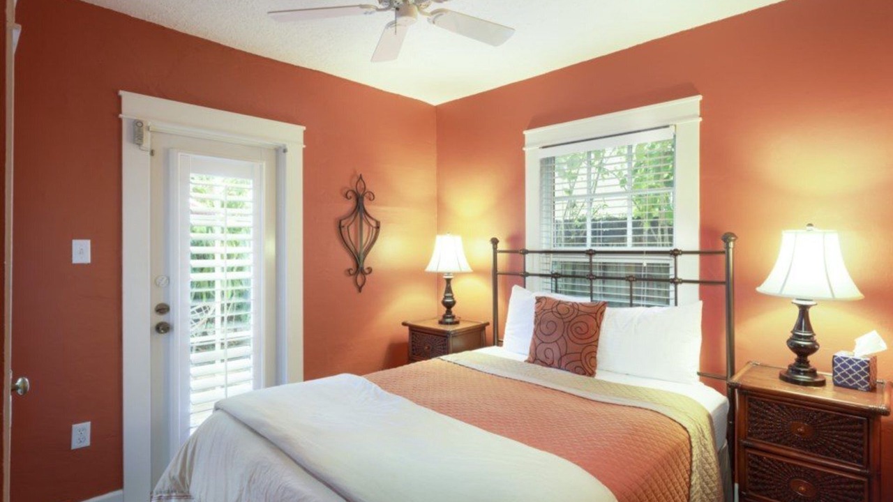 Photo of Bedroom in Flamingo Parks