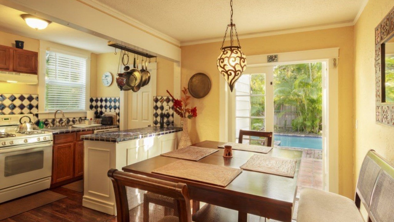 Photo of Kitchen in Flamingo Parks