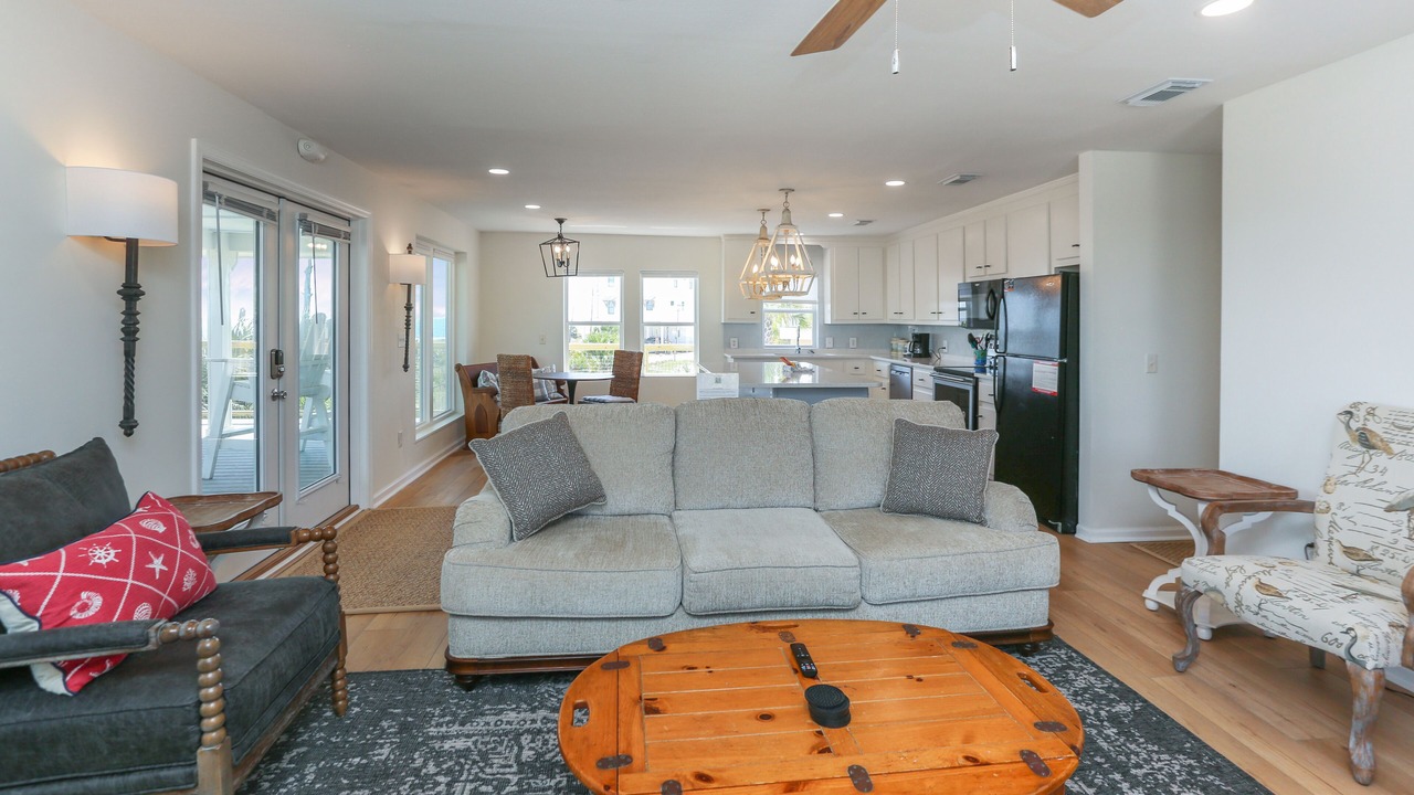 Photo of Livingroom in Indian Pass