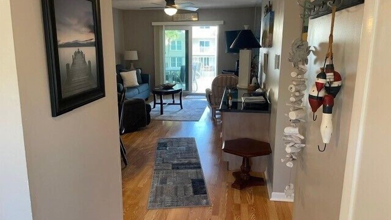 Photo of Livingroom in New Smyrna Beach
