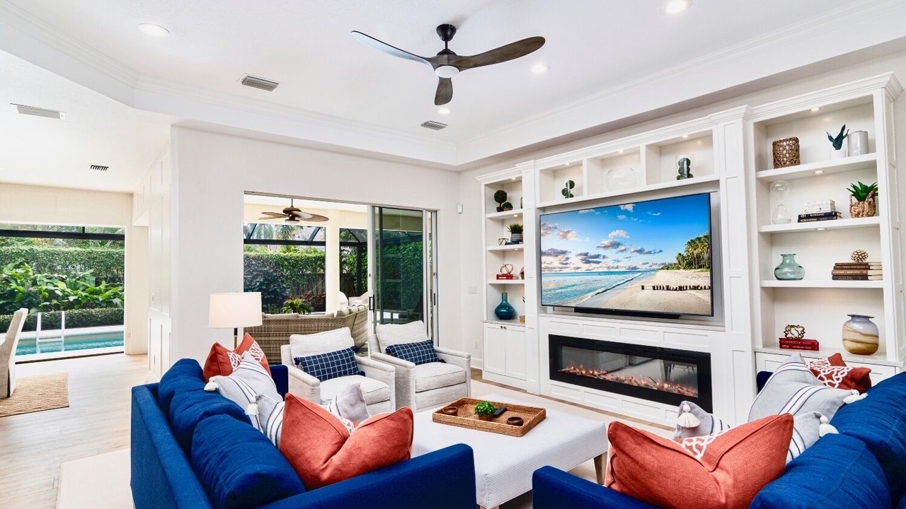 Photo of Livingroom in Old Naples