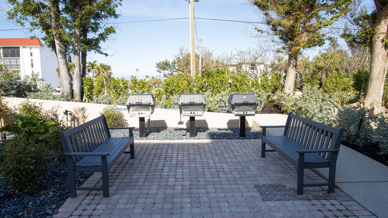 Photo of Patio Balcony in Beachview Country Club Estates