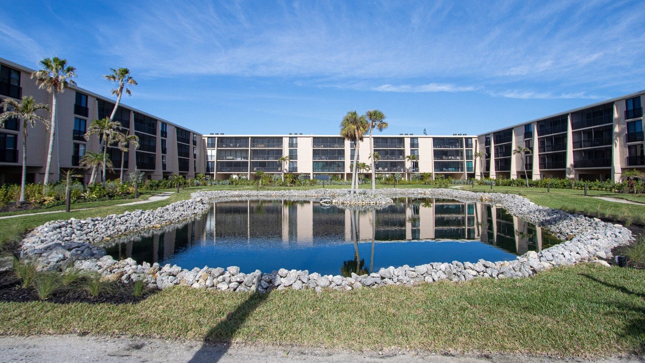 Photo of Outdoor in Beachview Country Club Estates