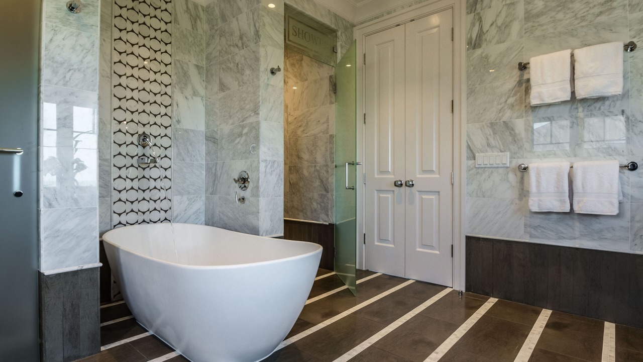 Photo of Bathroom in Vanderhorst Plantation